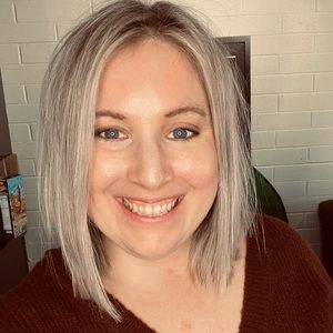 Meet your Posher, Abbi